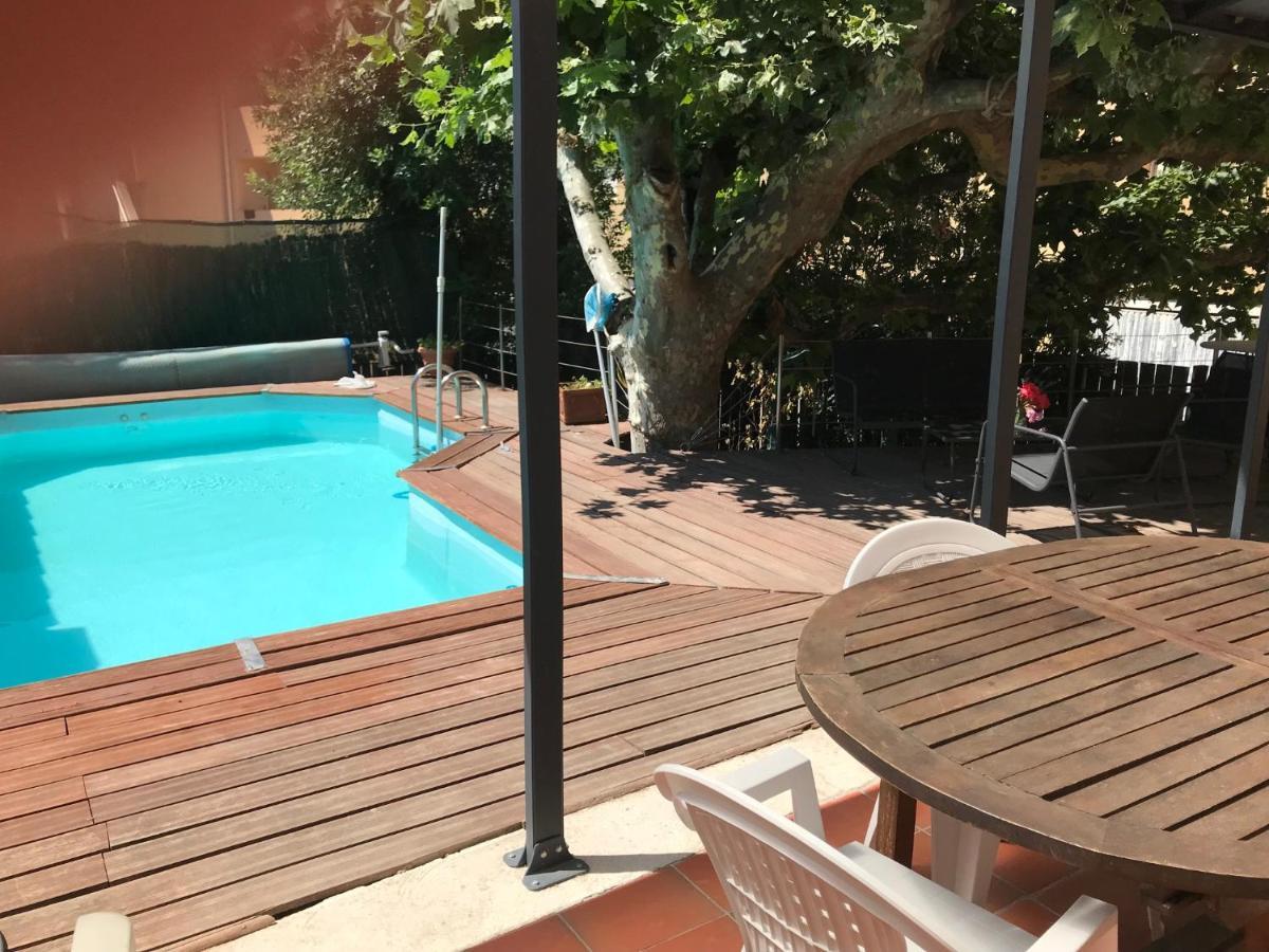 Chambre climatisée avec sdb privée dans une villa avec piscine privée Marseille Extérieur photo